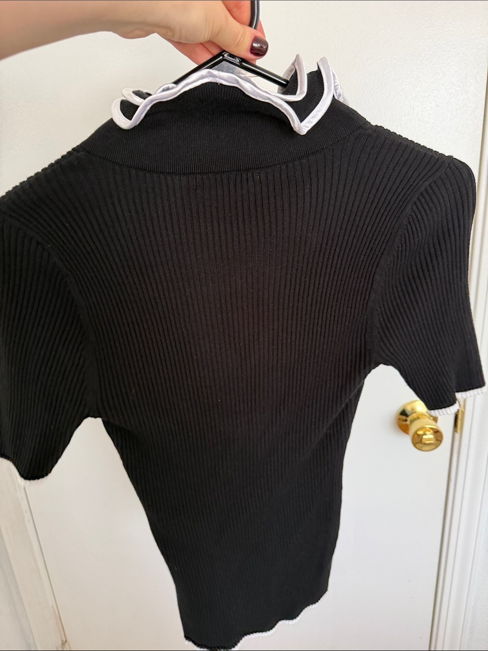Black V-Neck Ruffle-Trim Ribbed Sweater - Picture 9 of 9